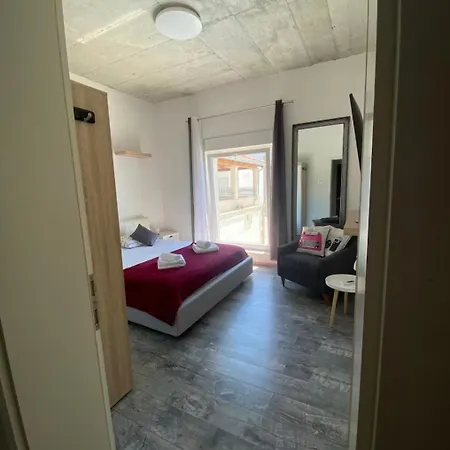Estera Apartment *