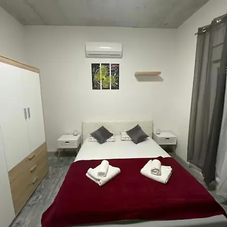 Estera * Jesenice (Split-Dalmatia)